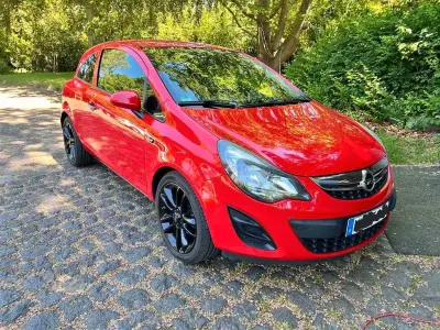 Gebraucht Opel Corsa Energy 69 PS (50 kW) 2014 Rot Kleinwagen