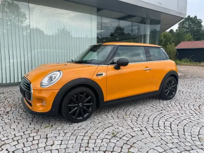 Gebraucht Mini Cooper Chili 136 PS (100 kW) 2018 Volcanic orange Kleinwagen