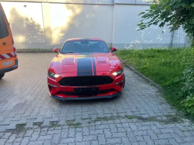 Gebraucht Ford Mustang GT Fastback 450 PS (330 kW) 2018 Racerot Coupé