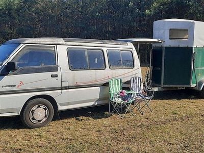 Silber Gebraucht 1993 Mitsubishi L300 Van / Kleinbus | 4.200 €