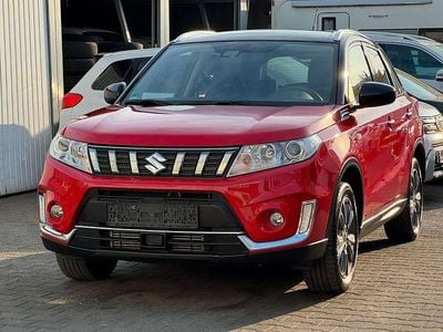Gebraucht Suzuki Vitara Comfort 111 PS (81 kW) 2019 Rot SUV