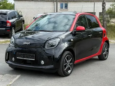 Gebraucht Smart ForFour Electric Drive 60 kW (82 PS) 2021 Rot Limousine