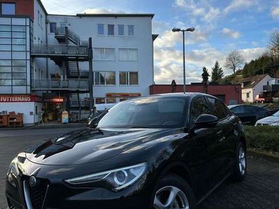 gebraucht Alfa Romeo Stelvio Stelvio2.2 Diesel 16V AT8 Super