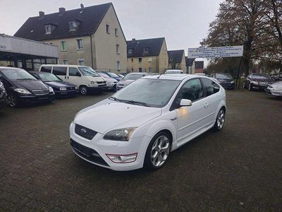 Gebraucht Ford Focus ST 226 PS (166 kW) 2007 Weiß Limousine