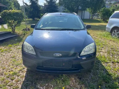 Gebraucht Ford Focus 101 PS (74 kW) 2006 Blau Limousine