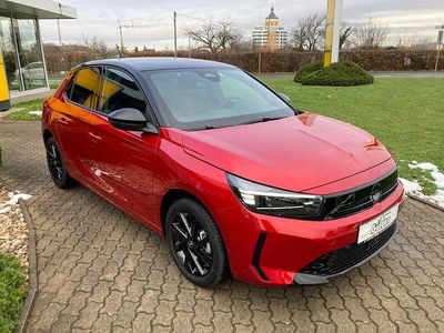 Neu Opel Corsa 101 PS (74 kW) 2025 Rot Limousine