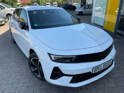 Gebraucht Opel Astra 131 PS (96 kW) 2025 Weiß Kleinwagen