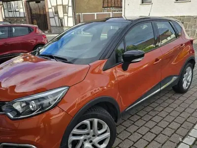 Gebraucht Renault Captur Dynamique 90 PS (66 kW) 2014 Orange SUV