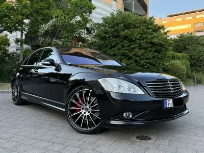 Używany Mercedes S420 Sport 320 KM (235 kW) 2007 Czarny Sedan/Limuzyna