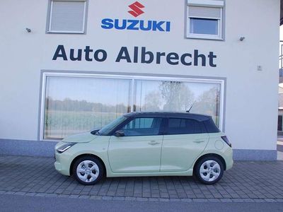 Cool yellow metallic / mineral Neu 2025 Suzuki Swift Comfort Kleinwagen | 18.990 €