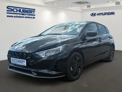 Neu Hyundai i20 Blackline 90 PS (66 kW) 2026 Schwarz Kleinwagen