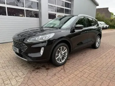 Używany Ford Kuga Titanium X 152 KM (111 kW) 2023 Czarny SUV