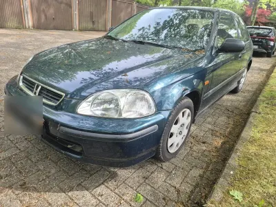 Brugt Honda Civic 90 HK (66 kW) 1998 Grøn Sedan