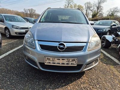 Gebraucht Opel Zafira Edition 140 PS (102 kW) 2006 Silber Van / Kleinbus