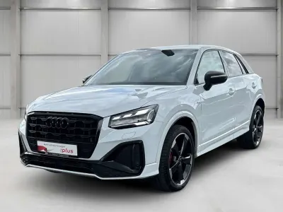 Gebraucht Audi Q2 S-Line 150 PS (110 kW) 2023 Gletscherweiß metallic SUV