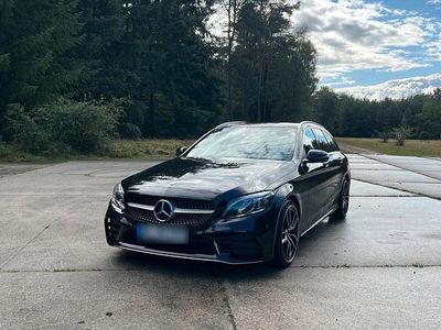 Gebraucht Mercedes C220 AMG line 194 PS (142 kW) 2018 Schwarz Kombi