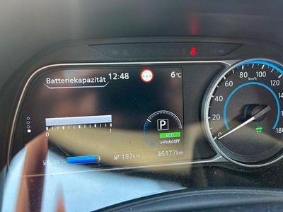 Gebraucht Nissan Leaf Visia 110 kW (150 PS) 2021 Weiß Kleinwagen