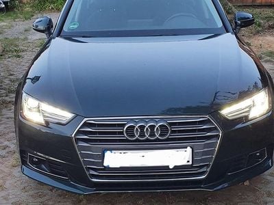 Gebraucht Audi A4 Sport 150 PS (110 kW) 2016 Grün Kombi