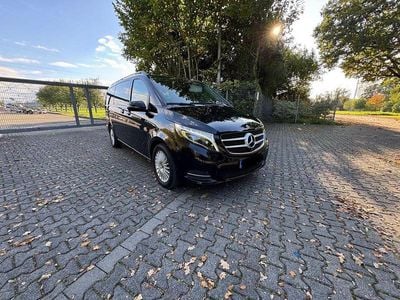 Mercedes V250