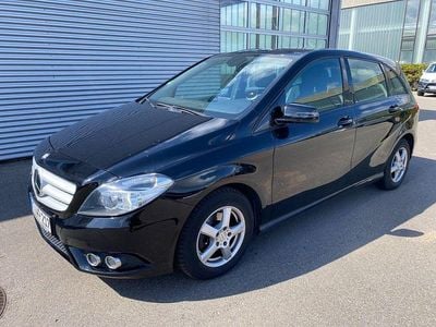 Gebraucht Mercedes B180 Edition 109 PS (80 kW) 2013 Schwarz Van / Kleinbus