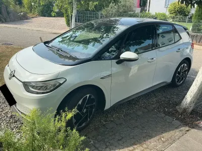 Gebraucht VW ID.3 Pro Performance 150 kW (204 PS) 2021 Weiß Kleinwagen