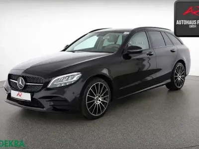 Gebraucht Mercedes C300 AMG 258 PS (189 kW) 2018 Schwarz Limousine