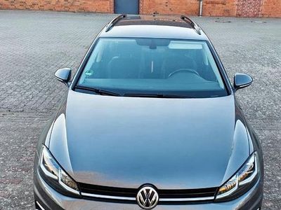 Gebraucht VW Golf VII 116 PS (85 kW) 2017 Grau Kombi
