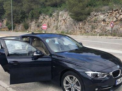 Gebraucht BMW 320 Sport Line 190 PS (139 kW) 2017 Violet Limousine