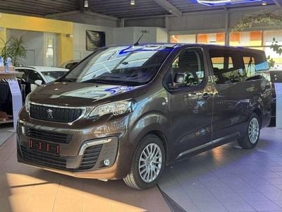 Peugeot Traveller