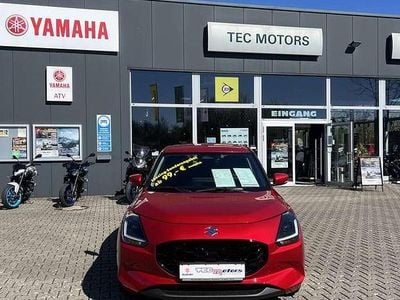 Nouă Suzuki Swift Comfort+ 83 CP (61 kW) 2025 Roșu Hatchback