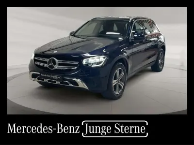 Używany Mercedes GLC220 Exclusive 194 KM (142 kW) 2022 Niebieski SUV