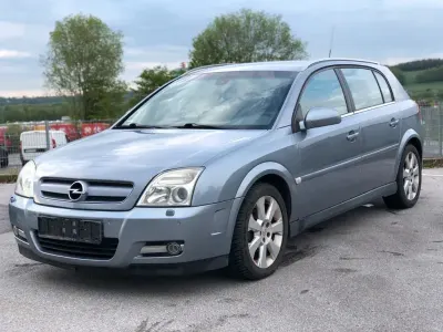 Gebraucht Opel Signum Edition 150 PS (110 kW) 2006 Grau Kleinwagen