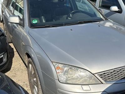 Silber Gebraucht 2006 Ford Mondeo Titanium X Kombi | 1.499 € (Fairer Preis)