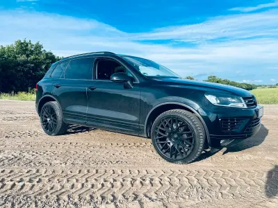 Gebraucht VW Touareg Sound 262 PS (192 kW) 2015 Schwarz SUV