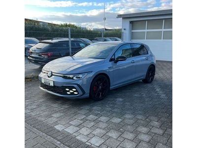 Mondsteingrau Gebraucht 2024 VW Golf VIII GTD Limousine | 38.990 € (Teuer)
