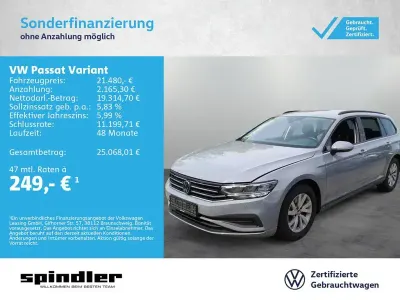 Gebraucht VW Passat Basis 150 PS (110 kW) 2023 Mondsteingrau Kombi