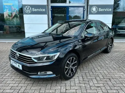 Gebraucht VW Passat Comfortline 150 PS (110 kW) 2017 Schwarz Limousine