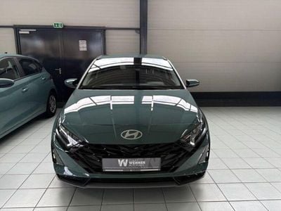 Usata Hyundai i20 Select 101 CV (74 kW) 2025 Verde Utilitaria