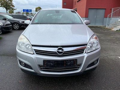 Gebraucht Opel Astra Edition 116 PS (85 kW) 2008 Silber Limousine