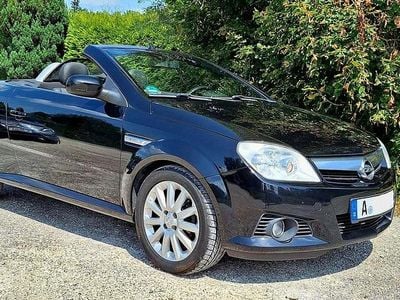 Usata Opel Tigra Sport 125 CV (91 kW) 2005 Nero Cabrio
