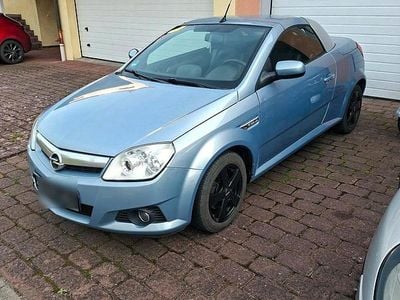 Gebraucht Opel Tigra 125 PS (91 kW) 2004 Blau Cabrio