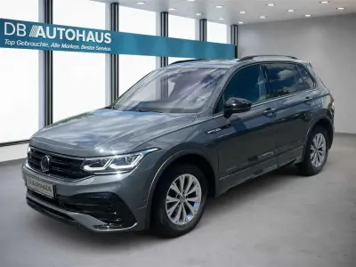 Gebraucht VW Tiguan R-line 150 PS (110 kW) 2024 Grau SUV