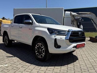Weiß Gebraucht 2021 Toyota HiLux Abholung | 31.900 € (Teuer)
