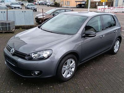 Gebraucht VW Golf VII Match 86 PS (63 kW) 2012 Grau Limousine