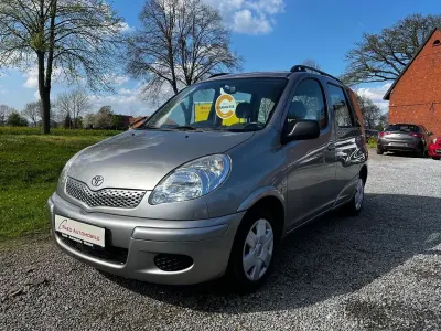 Occasion Toyota Yaris Sol 84 ch (61 kW) 2004 Gris Break