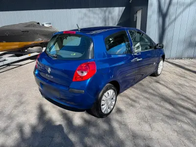 Usata Renault Clio III Extreme 75 CV (55 kW) 2008 Blu Utilitaria