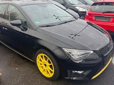 Gebraucht Seat Leon FR 140 PS (102 kW) 2014 Phantomschwarz/universo black Limousine