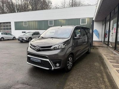 Basaltgrau metallic Gebraucht 2022 Toyota Proace Comfort Van / Kleinbus | 22.990 € (Etwas zu teuer)