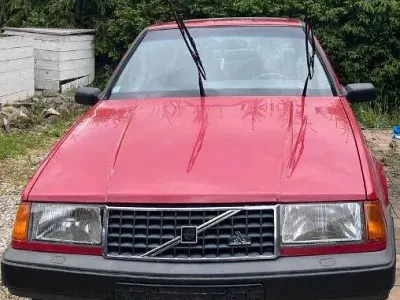 Gebraucht Volvo 440 102 PS (75 kW) 1990 Rot Kleinwagen