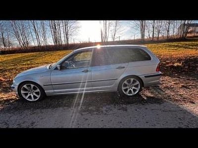 Gebraucht BMW 325 192 PS (141 kW) 2003 Silber Kombi